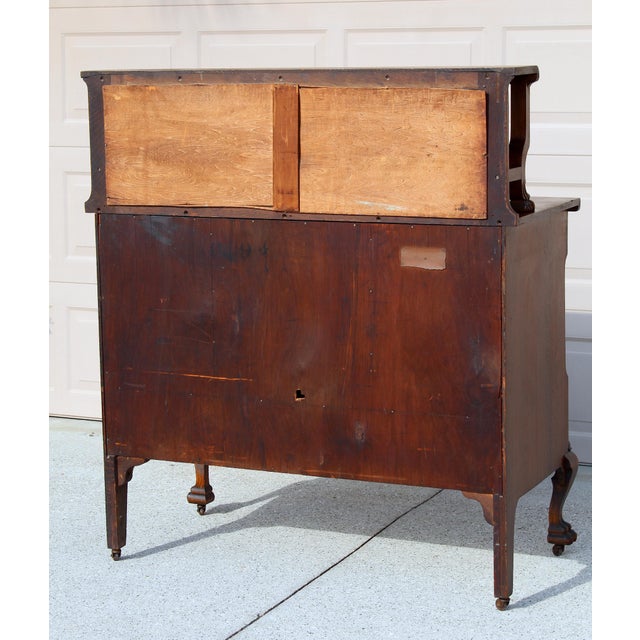 Antique Victorian Quarter-Sawn Tiger Oak Buffet Sideboard With Beveled Mirror and Lion Paw Feet on Casters For Sale - Image 13 of 18