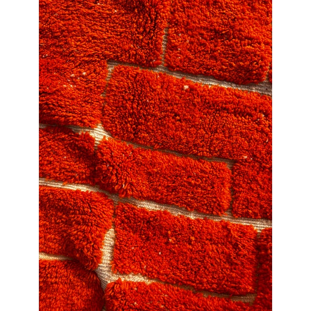 Mid-Century Modern Moroccan Beni M’Rirt Rug – Handwoven Atlas Wool Carpet – Sculptural Berber Design For Sale - Image 3 of 10