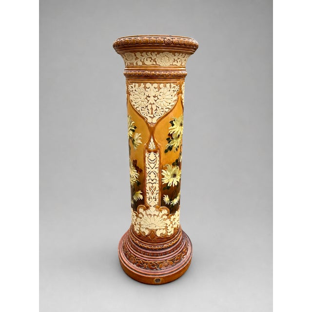Early 20th Century 1913 English Cream Porcelain Floral Pedestal For Sale - Image 5 of 12