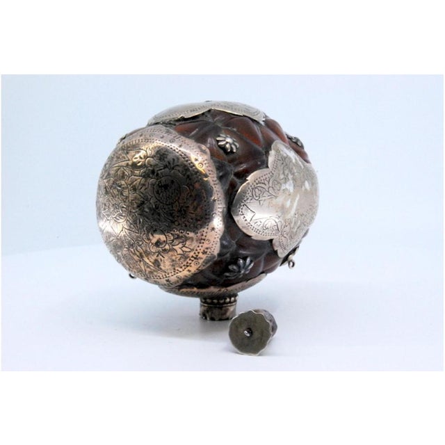 Silver-Plated Wine Barrel-Shaped Perfume Bottle with Engraved Plant Elements For Sale - Image 3 of 9