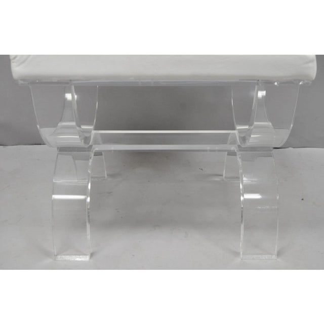 Early 21st Century Contemporary Modern Lucite Acrylic X-Form White Vanity Bench Stool Seat For Sale - Image 5 of 15