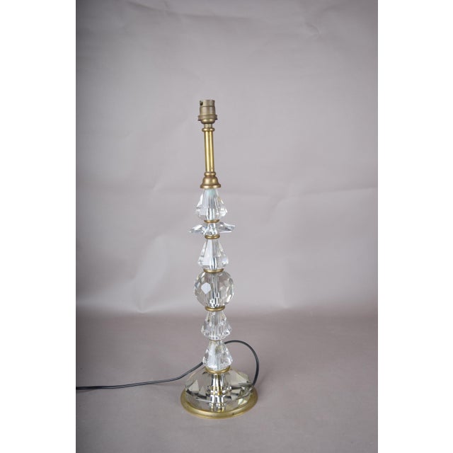 French Faceted Glass and Brass Column Table Lamp, 1950s For Sale - Image 4 of 10