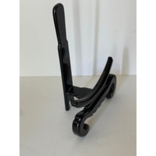 Chinese Vintage Chinese Lacquered Wood Picture Stand For Sale - Image 3 of 3