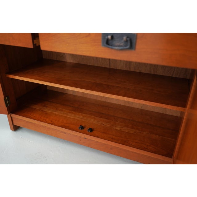 Stickley Stickley Cherry Mission Style China Cabinet For Sale - Image 4 of 18