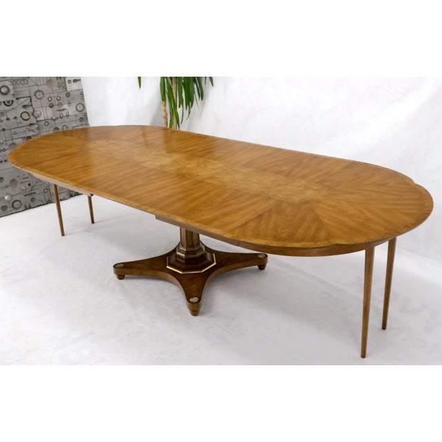Mid 20th Century Round Clove Shape Burl Walnut Dining Conference Table w/ 3 Extension Leaves For Sale - Image 5 of 13