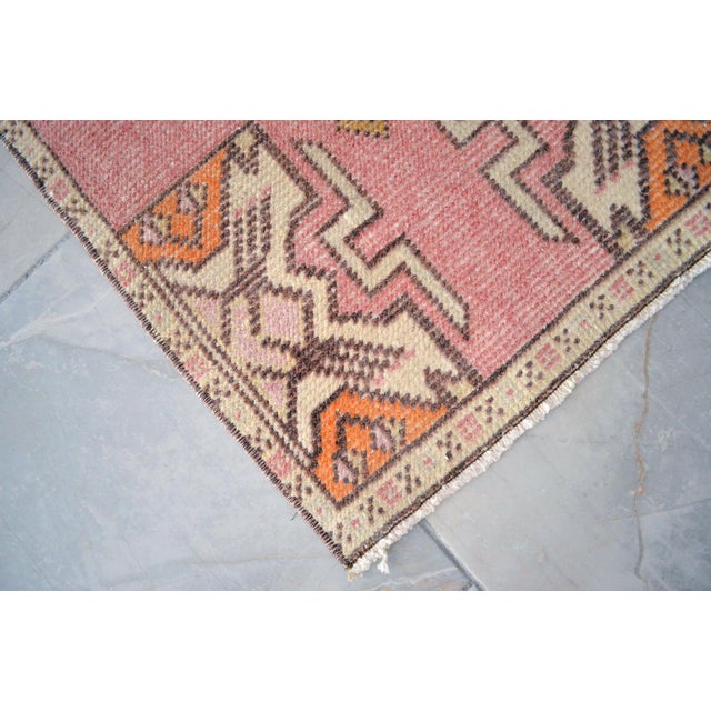 1970s Entryway Rug, Bath Mat, Kitchen Decor, Small Rug, Turkish Rug, Doormat 1'6" X 3'1" For Sale - Image 11 of 12