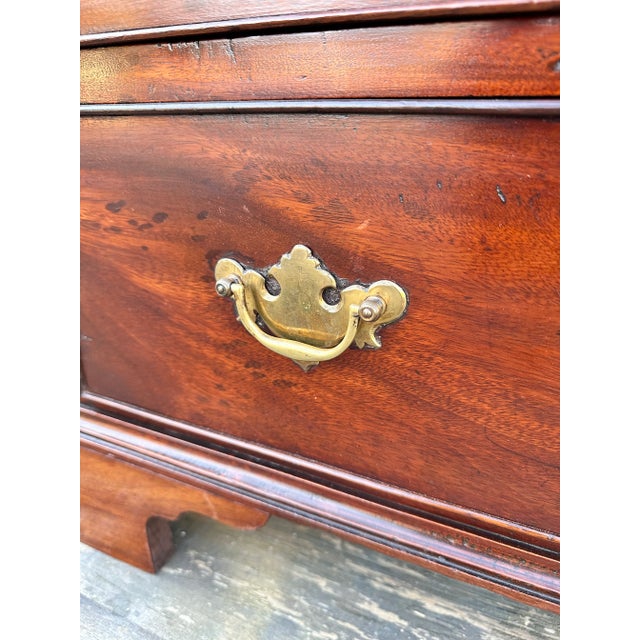English Chest of Drawers For Sale - Image 4 of 10