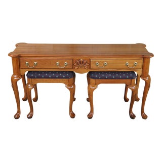 1980s Harden Queen Anne Style Solid Cherry Sofa Console Table with Stools - Set of 3 For Sale
