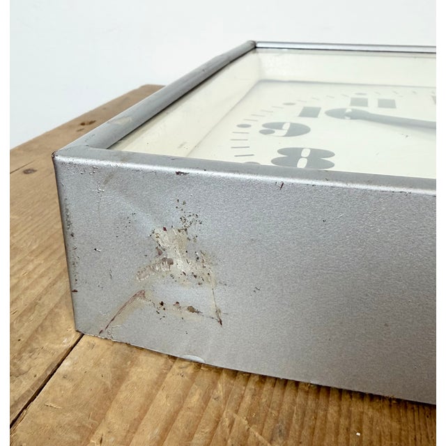 Vintage Industrial Square Wall Clock from Rodopa Chepelare, 1960s For Sale - Image 15 of 18