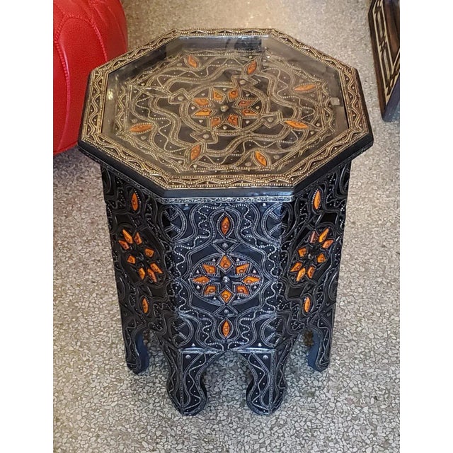 2010s Marrakech Moroccan Orange Resin Side Table For Sale - Image 5 of 6