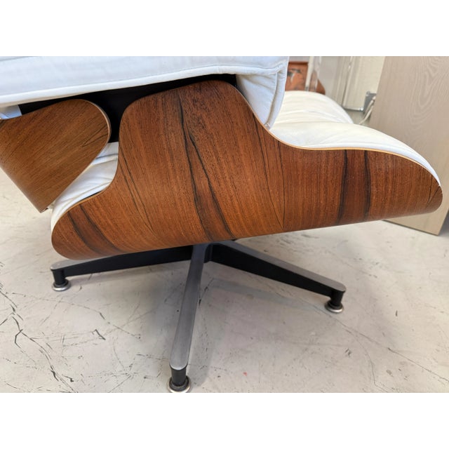 Herman Miller 1980’s Rosewood and White Leather Herman Miller Eames Lounge Chairs For Sale - Image 4 of 13