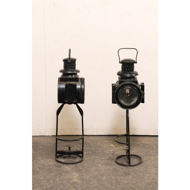 Early 20th Century English Antique Pair of Railroad Lanterns For Sale - Image 5 of 11