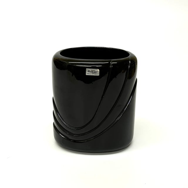 1980s Black Ceramic Vase Curation - Group of 5 For Sale In Miami - Image 6 of 12