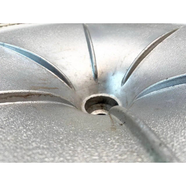 First Series Tulip Table by Eero Saarinen for Knoll International, 1956 For Sale - Image 9 of 16