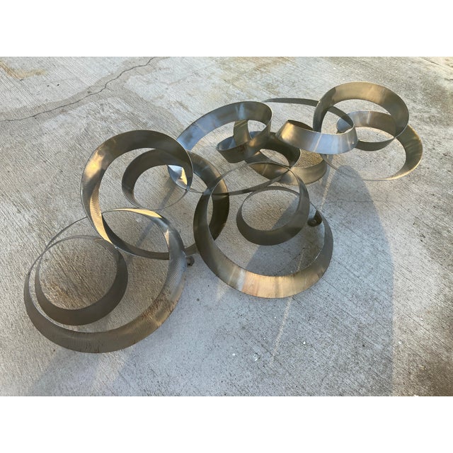 Curtis Jere 1980s Steel Hanging Circles Sculpture Attributed to Curtis Jere , Titled "Continuity" For Sale - Image 4 of 12