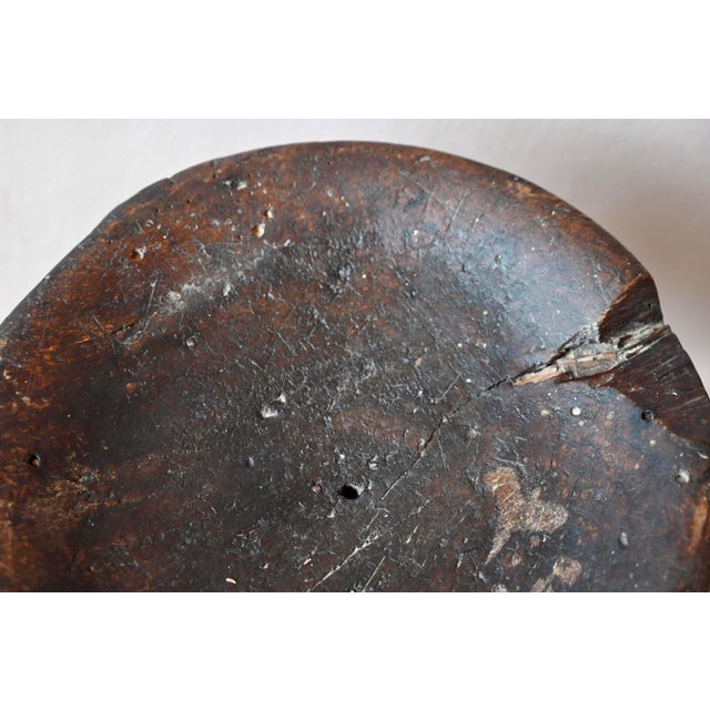 1920s Primitive Bohemian Tripod Stool in Wood, 1920 For Sale - Image 5 of 10