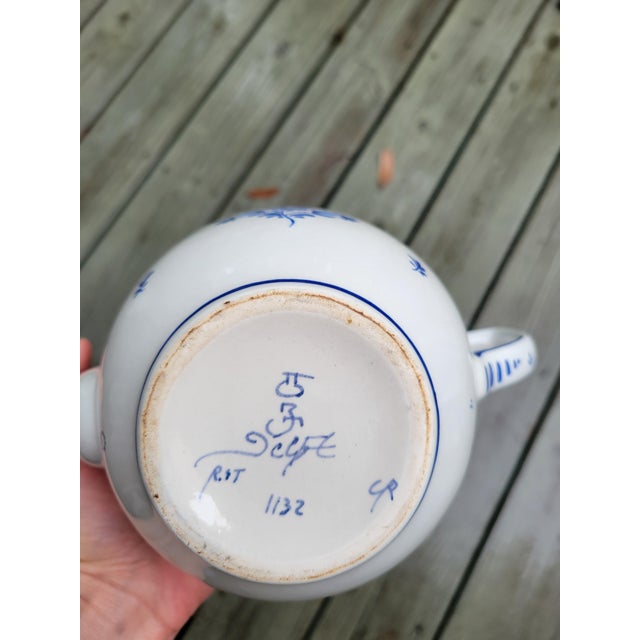 1970s Royal Delft Teapot For Sale - Image 17 of 17