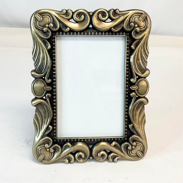 【Photo frame】France antique 1990s French Baroque Scroll Metal Picture Frame in Gold