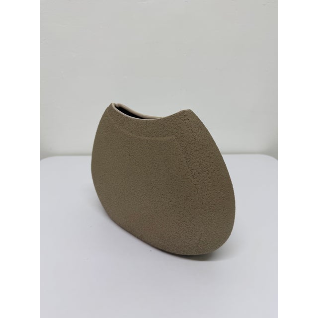 Modernist Haeger Ceramic Textured Vase, 2003 For Sale - Image 9 of 16