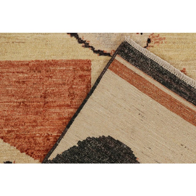 Textile 2010s Rug & Kilim’s Style Runner in Beige With Pink and Black Horse Pictorials For Sale - Image 7 of 8