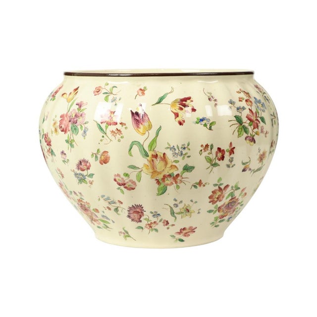 Large Polychrome Flower Cache Pot from Longchamp, France, 1890s For Sale - Image 11 of 18