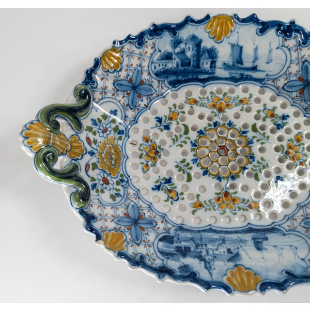 19th Century Dutch Delft Faience Bowl With Polychrome Pierced Design For Sale - Image 4 of 16