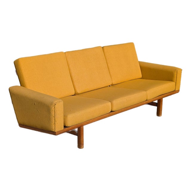 Mid Century Modern Sofa by Hans Wegner Ge-236 for Getama, Denmark, C1960s For Sale
