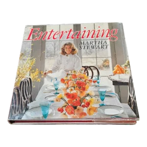 Entertaining by Martha Stewart 1982, Hardcover Book