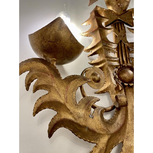 Rococo French Venetian Style Wall Sconce, 1960s For Sale - Image 3 of 15