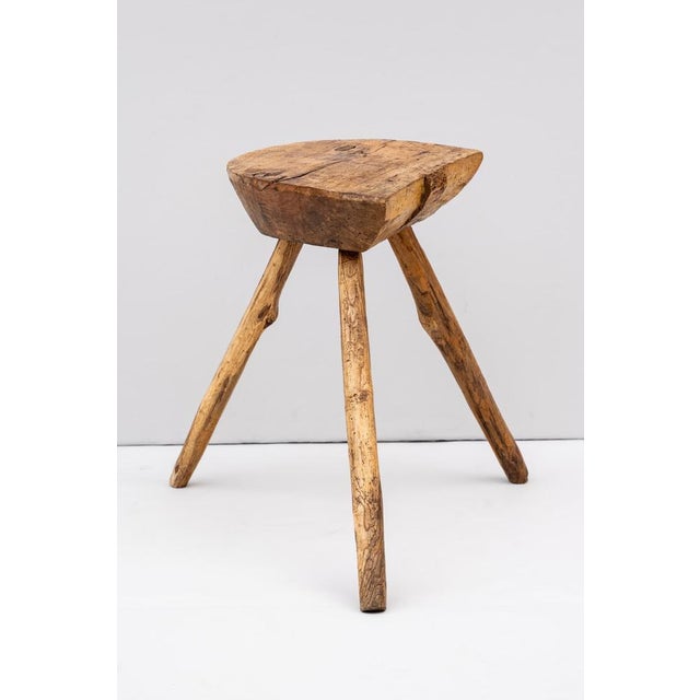 Elm Milking Stools, 1850s, Set of 2 For Sale - Image 6 of 9