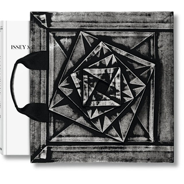 TASCHEN Books "Issey Miyake" Collector's Edition with Miyake Designed Book Bag For Sale - Image 10 of 10