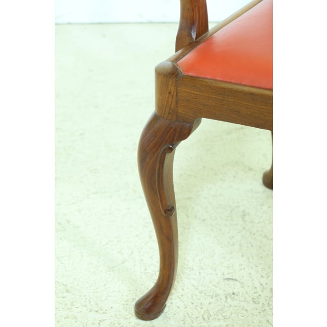 Queen Anne Set of 8 Solid Walnut Bench Made English Style Dining Chairs For Sale - Image 3 of 13