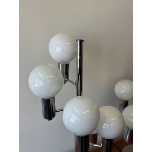Metal Vintage Pair of Robert Sonneman Style Waterfall Lamps For Sale - Image 7 of 9