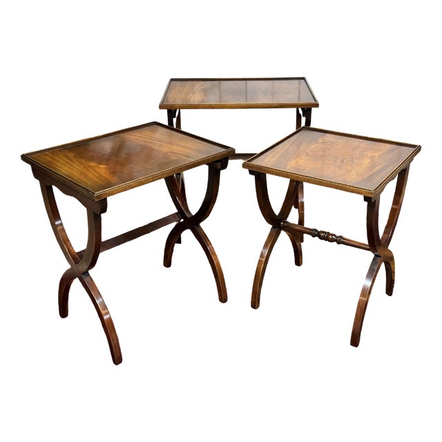 English Mahogany Nesting Tables, 1950s, Set of 3 For Sale