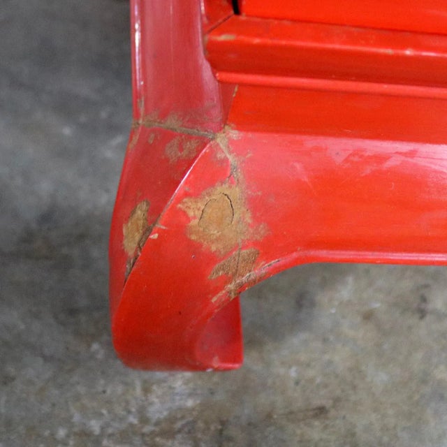 Vintage Asian Accent Table Removable Ice Chest Chinese Red Lacquer and Brass on Hoof Foot Base For Sale - Image 10 of 14