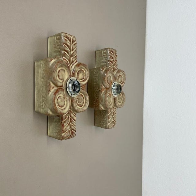 Modern Vintage Ceramic Fat Lava Wall Lights from Pan Ceramics, Germany, 1970s, Set of 2 For Sale - Image 3 of 16