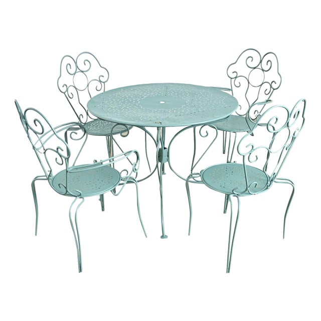 French Vintage Garden Table Set of Four Chairs and Table For Sale