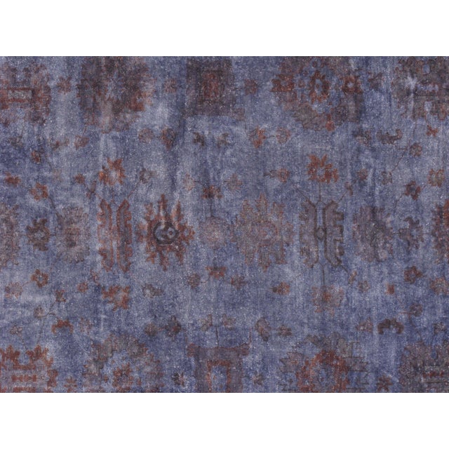 Looking for a rug that makes a statement? Look no further than this gorgeous Lahore rugs. Now Pasargad's best selling rug...