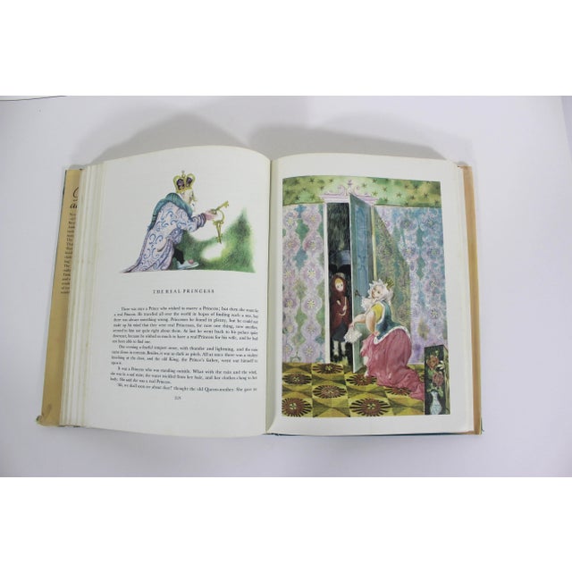 Favourite Tales From Grimm and Andersen Hard Cover Children’s Illustrated Nursery Rhymes 1983 For Sale - Image 10 of 10