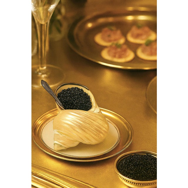 Offering a rare signed Scully & Scully sterling silver 925 seashell caviar dish or salt cellar and spoon made by Italo...