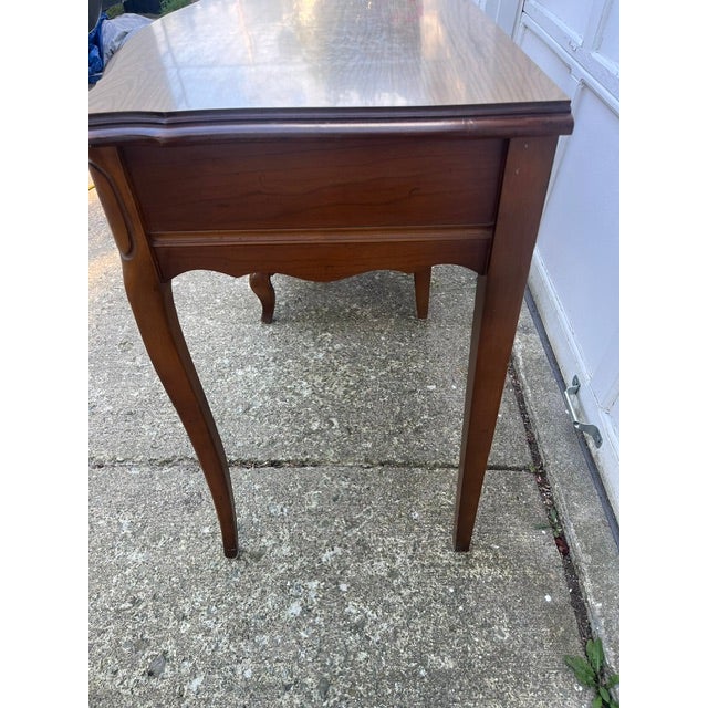 Wood Vintage Stanley French Provincial Vanity For Sale - Image 7 of 11