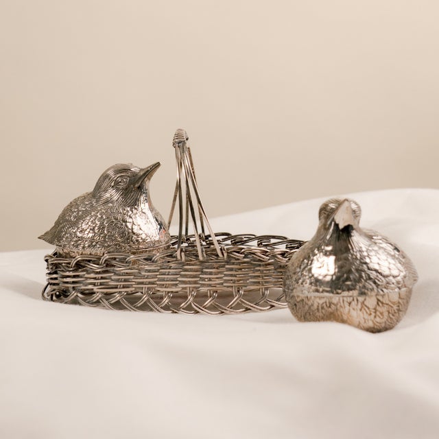 Mid-Century Bird and Braided Basket Salt Shakers in Silver-Plated Alpaca, 1950s, Set of 3 For Sale - Image 4 of 4