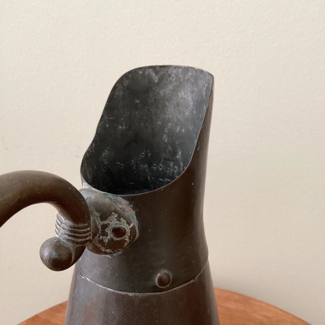 Vintage Copper and Brass Water Jug or Pitcher Handmade in Heavy Copper and Brass Handle For Sale In Chicago - Image 6 of 13