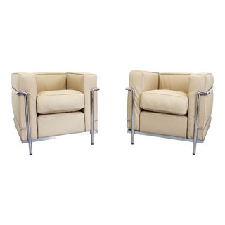 LC2 Chair by Le Corbusier for Cassina, 2000s For Sale