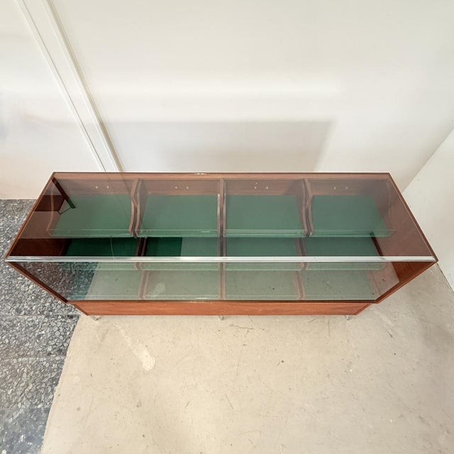 Mid-Century German Display Counter and Showcase in Mahogany and Chrome, 1960s For Sale - Image 6 of 18