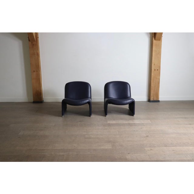 1960s Alky Lounge Chair in Indigo Leather by Giancarlo Piretti for Castelli, 1960s For Sale - Image 5 of 9