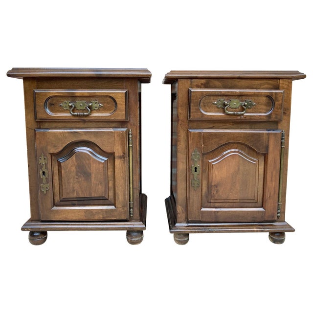 Early 20th Century Spanish Nightstands with Drawer & Bronze Details, 1920, Set of 2 For Sale - Image 15 of 18