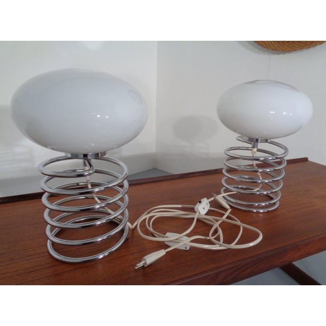 Opaline Glass and Chrome Spiral Table Lamp by Ingo Maurer for Honsel, Germany, 1970s For Sale - Image 3 of 13