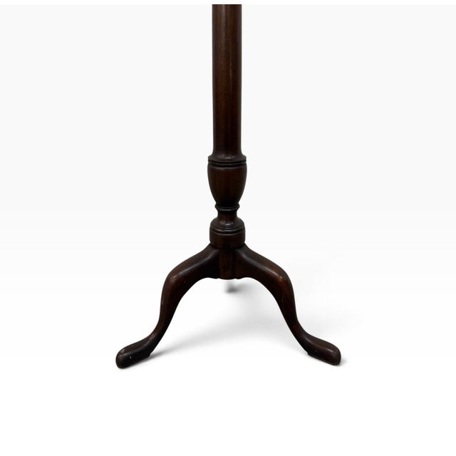 1970s Vintage Henkel Harris Mahogany Queen Anne Pedestal For Sale - Image 5 of 7