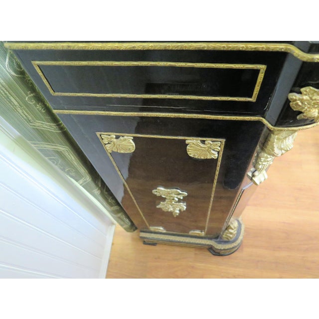 Wood Mid 19th Century Napoléon LLL Boulle Marquetry Cabinet Featuring Tortoiseshell Inlay and Ornate Gilt Brass Mounts For Sale - Image 7 of 10